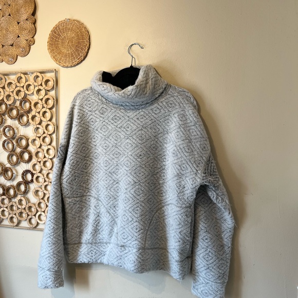 Prana Women's Crestland Pullover - Picture 3 of 8